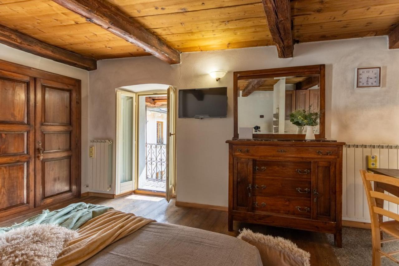 Stay5Vie: Incantevole Monolocale/Balcone/Borgo Domodossola Exterior foto